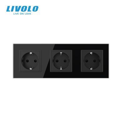 Розетка потрійна з заземленням Livolo