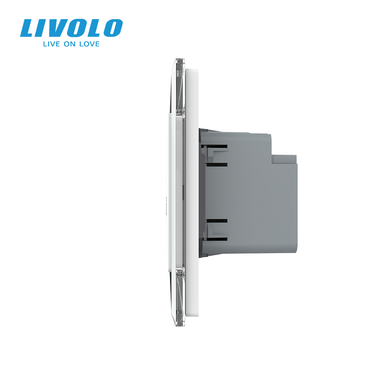 Сенсорный выключатель LIVOLO с розеткой