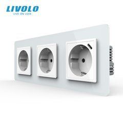 Потрійна розетка LIVOLO із заземленням та USB-C 18 Вт, 16 А, зі скляною рамкою